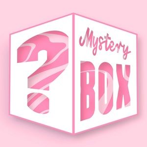 Resale Women’s Mystery Box!